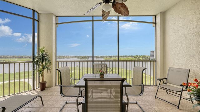 6350 WATERCREST WAY 402, Lakewood Ranch, FL 34202