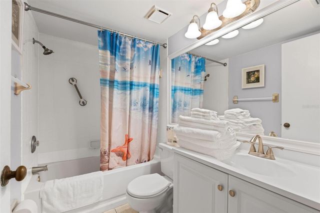 4401 46TH AVENUE W 102, Bradenton, FL 34210