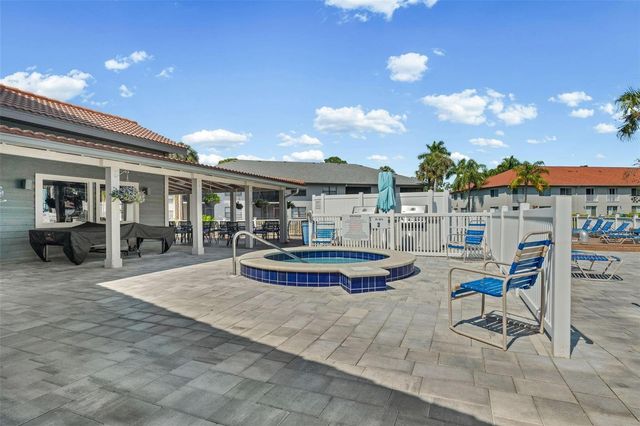 4401 46TH AVENUE W 102, Bradenton, FL 34210