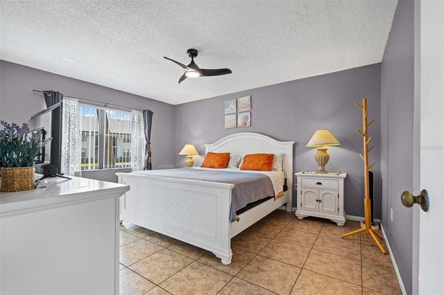 4401 46TH AVENUE W 102, Bradenton, FL 34210