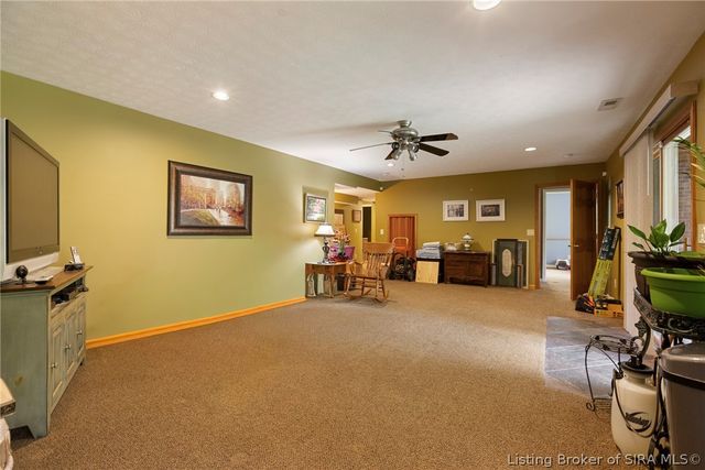 5263 Cedarway Drive NE, Corydon, IN 47112