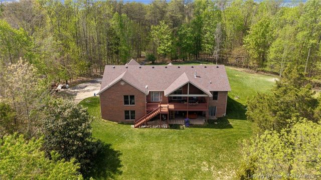 5263 Cedarway Drive NE, Corydon, IN 47112