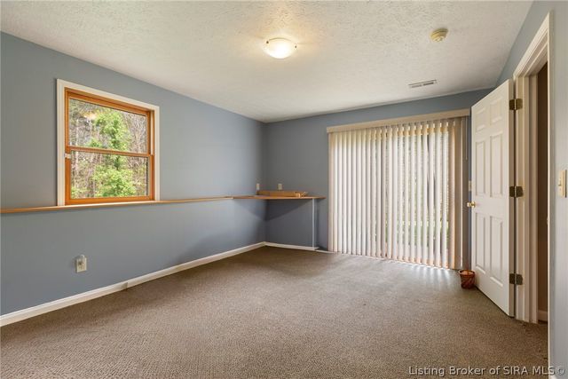 5263 Cedarway Drive NE, Corydon, IN 47112