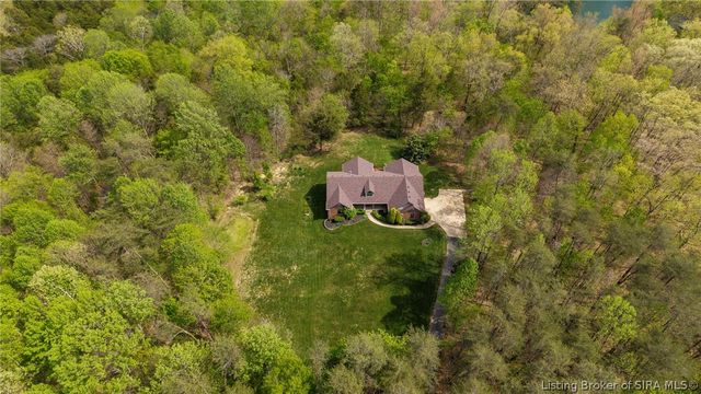 5263 Cedarway Drive NE, Corydon, IN 47112
