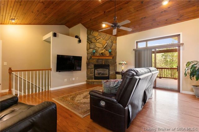 5263 Cedarway Drive NE, Corydon, IN 47112
