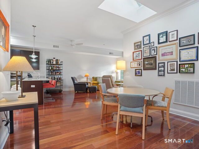 144 East Avenue B404, Norwalk, CT 06851