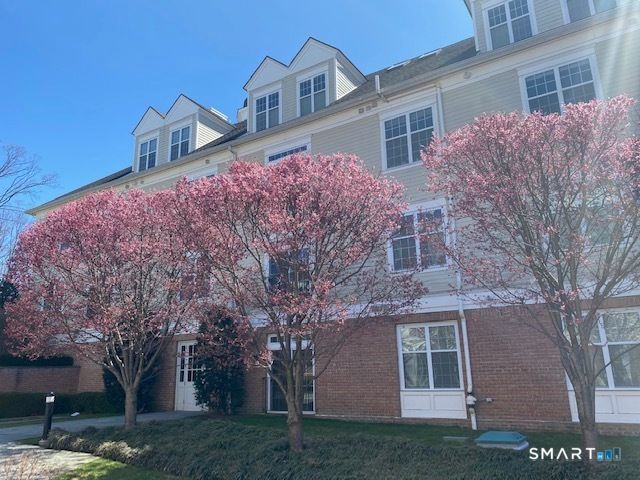 144 East Avenue B404, Norwalk, CT 06851