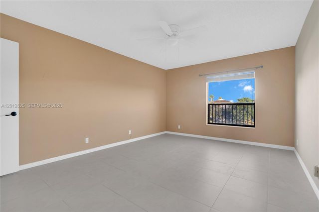 3050 NW 42nd Ave C406, Coconut Creek, FL 33066