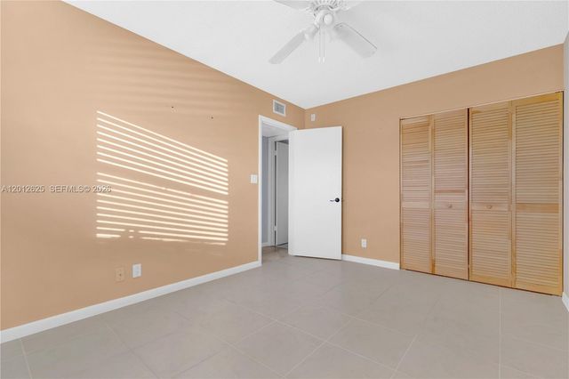 3050 NW 42nd Ave C406, Coconut Creek, FL 33066