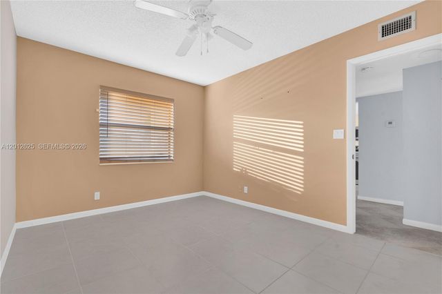 3050 NW 42nd Ave C406, Coconut Creek, FL 33066