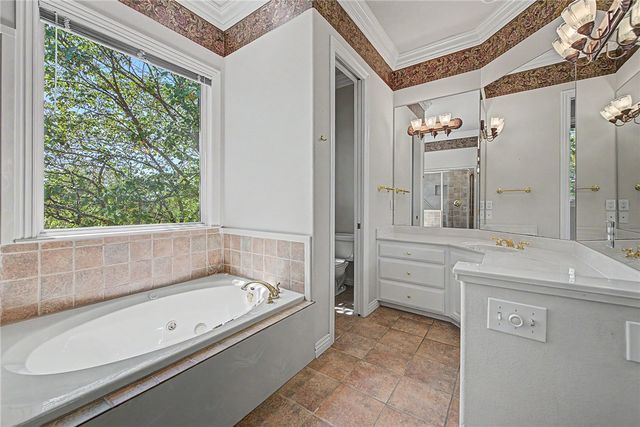 5 Clubhouse Place, Bella Vista, AR 72715