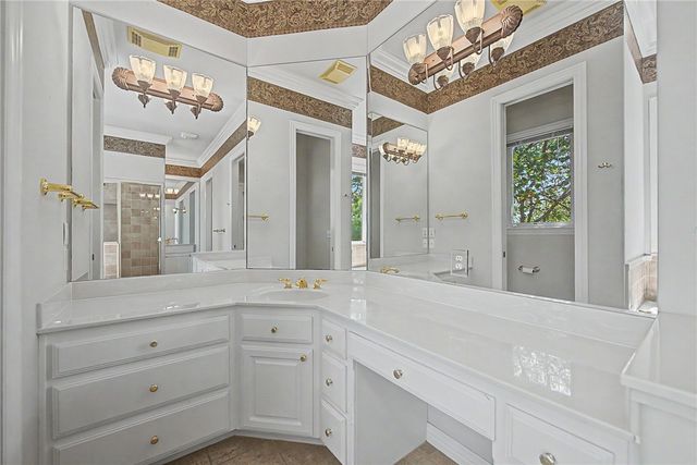 5 Clubhouse Place, Bella Vista, AR 72715
