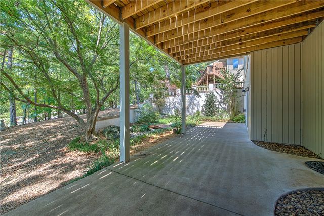 5 Clubhouse Place, Bella Vista, AR 72715