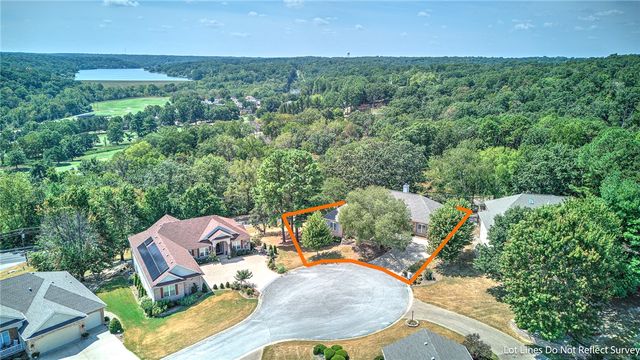 5 Clubhouse Place, Bella Vista, AR 72715