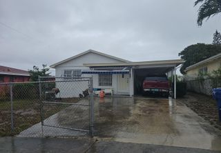 928 W 6th Street, Riviera Beach, FL 33404