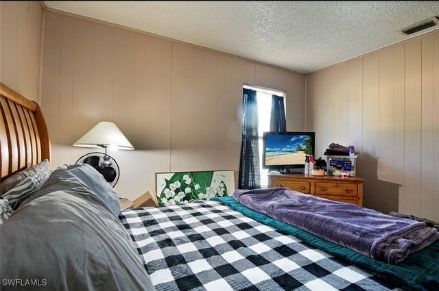 318 Bellair RD, Fort Myers, FL 33905