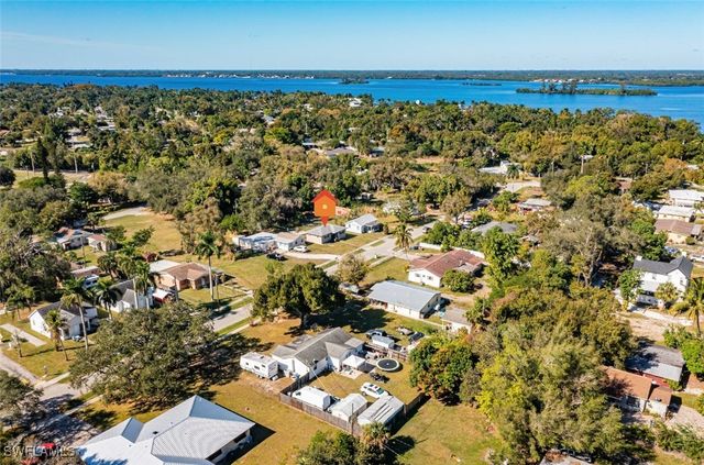 318 Bellair RD, Fort Myers, FL 33905