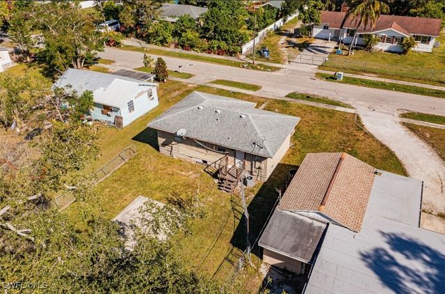 318 Bellair RD, Fort Myers, FL 33905