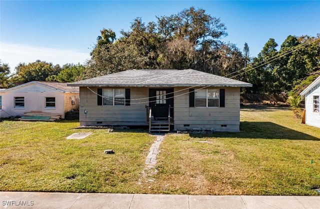 318 Bellair RD, Fort Myers, FL 33905