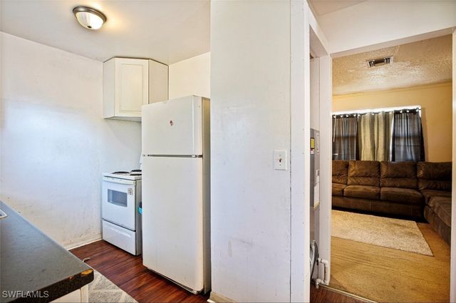 318 Bellair RD, Fort Myers, FL 33905