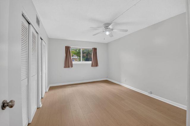 2192 NE 1st Way 104, Boynton Beach, FL 33435