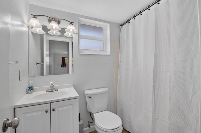 2192 NE 1st Way 104, Boynton Beach, FL 33435