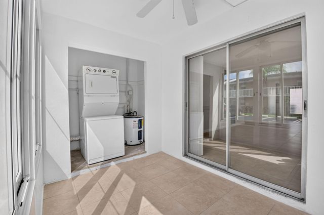 2192 NE 1st Way 104, Boynton Beach, FL 33435