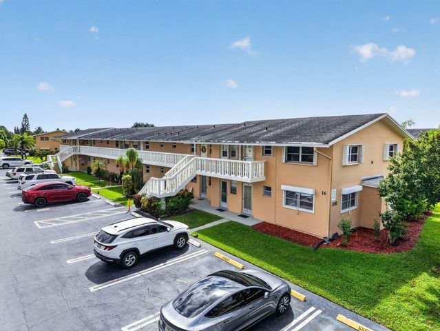 2192 NE 1st Way 104, Boynton Beach, FL 33435