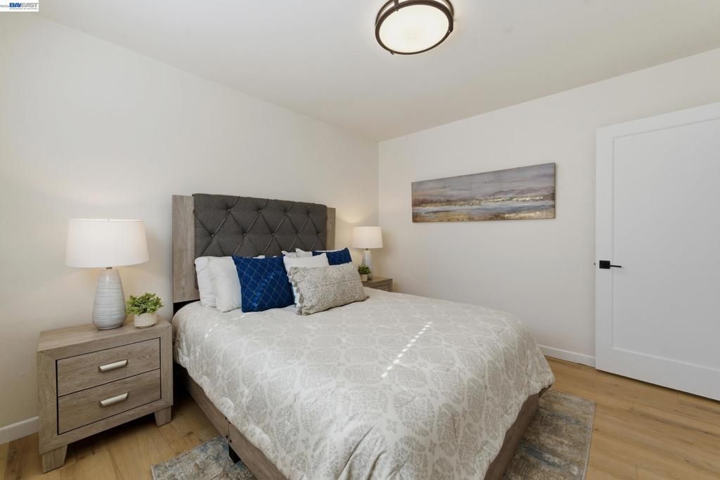 Image 13 of property listing at 3586 Somerset Ave, Castro Valley, CA 94546