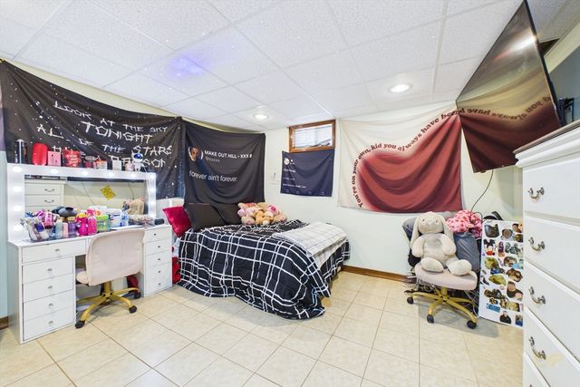 115 Almy St, Fall River, MA 02720