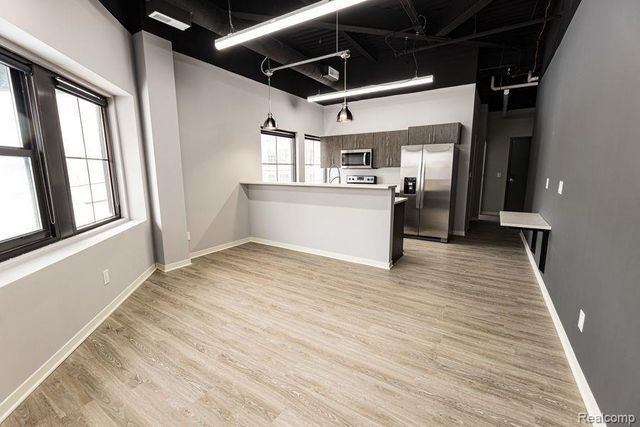 22241 Michigan Avenue, Dearborn, MI 48124