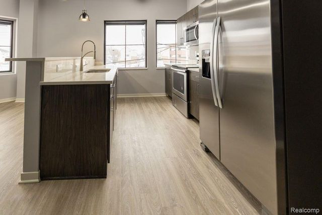 22241 Michigan Avenue, Dearborn, MI 48124