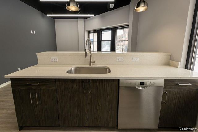 22241 Michigan Avenue, Dearborn, MI 48124