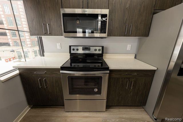 22241 Michigan Avenue, Dearborn, MI 48124