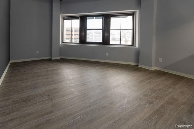 22241 Michigan Avenue, Dearborn, MI 48124