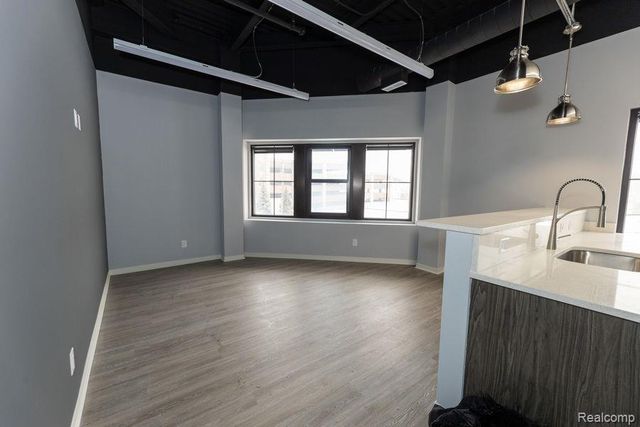 22241 Michigan Avenue, Dearborn, MI 48124