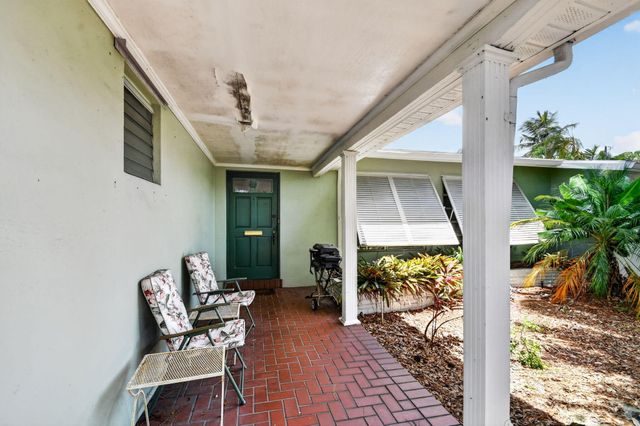 2709 SW 6th Street, Boynton Beach, FL 33435