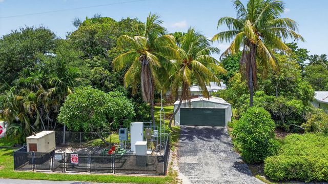 2709 SW 6th Street, Boynton Beach, FL 33435