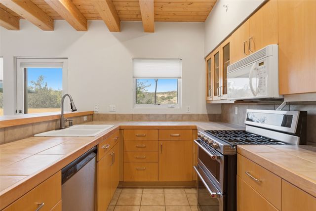 1500 Avenida Rincon 102, Santa Fe, NM 87506