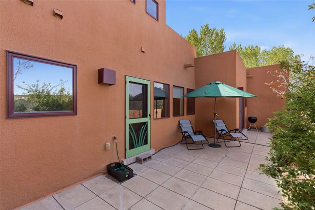 1500 Avenida Rincon 102, Santa Fe, NM 87506