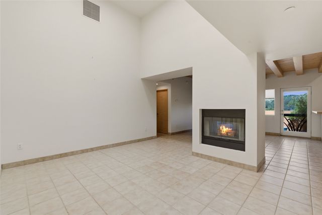 1500 Avenida Rincon 102, Santa Fe, NM 87506