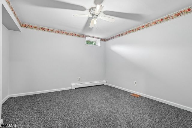 6 Lauren Ct, Wayne Twp., NJ 07470