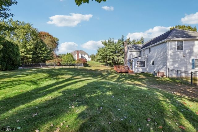6 Lauren Ct, Wayne Twp., NJ 07470