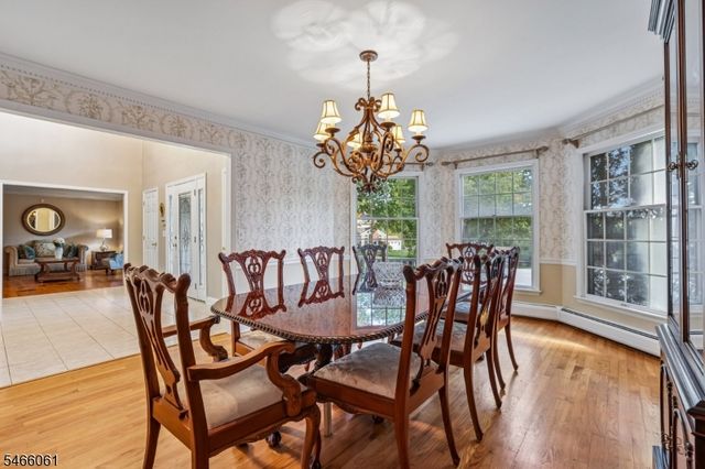 6 Lauren Ct, Wayne Twp., NJ 07470