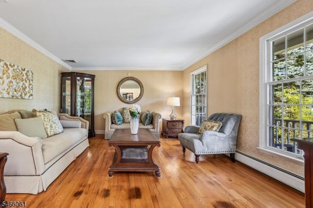 6 Lauren Ct, Wayne Twp., NJ 07470