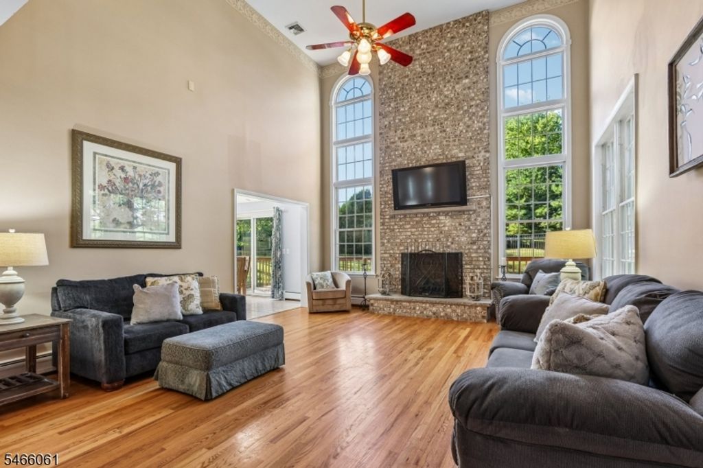 6 Lauren Ct, Wayne Twp., NJ 07470 — photo 2