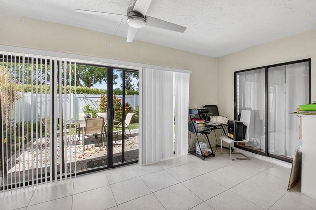 19881 Villa Medici Place, Boca Raton, FL 33434