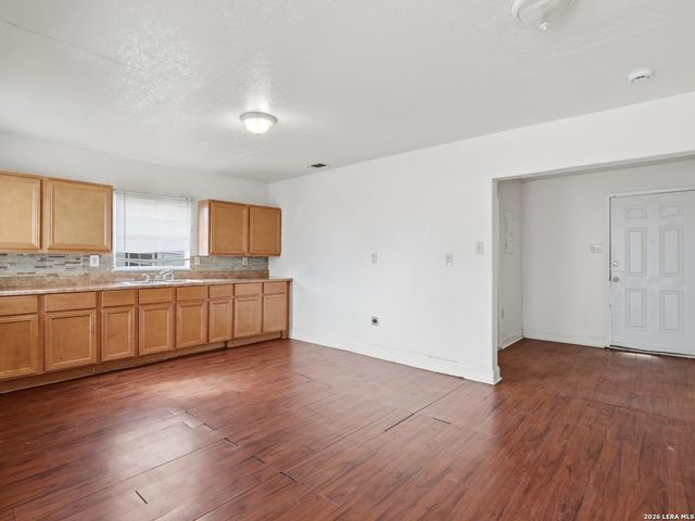 1441 Crystal, San Antonio, TX 78211