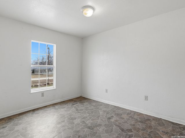 1441 Crystal, San Antonio, TX 78211