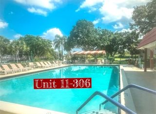 9410 N Hollybrook Lake Dr 306, Pembroke Pines, FL 33025